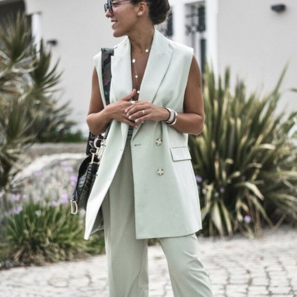 NEW ZARA SLEEVELESS BLAZER - Picture 10 of 10